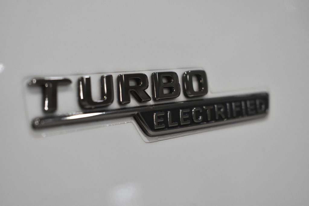 Certified 2023 Mercedes-Benz C 43 AMG 4MATIC Sedan image 17