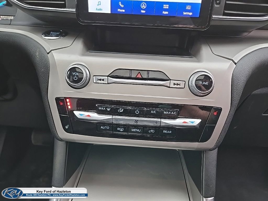 Used 2023 Ford Explorer XLT w/ Equipment Group 202A image 42