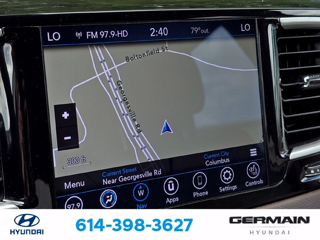 Used 2020 Chrysler Pacifica Touring-L Plus FWD image 29