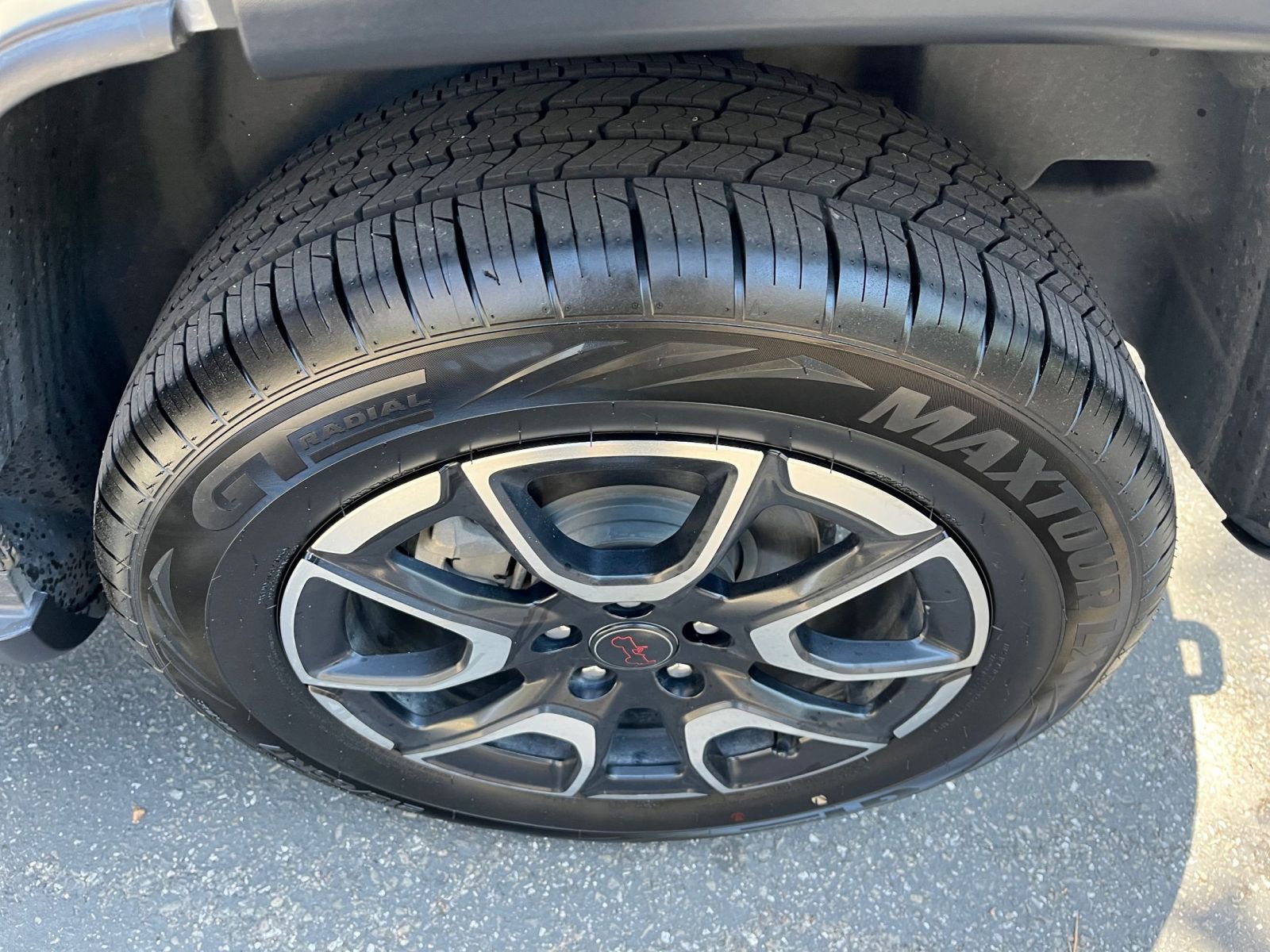 Used 2025 Jeep Compass Trailhawk AWD/4WD image 29