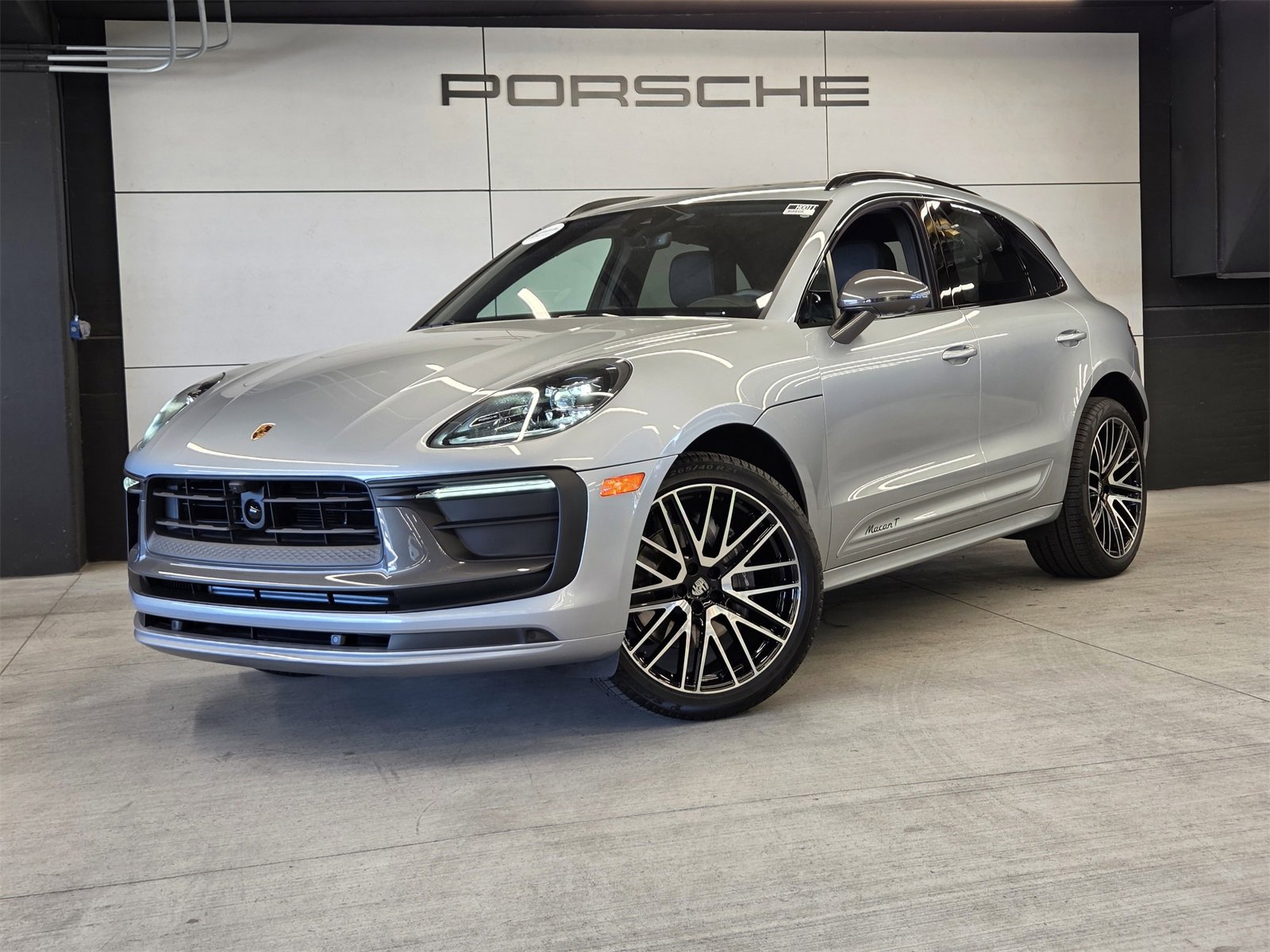 Certified 2025 Porsche Macan Turbo
