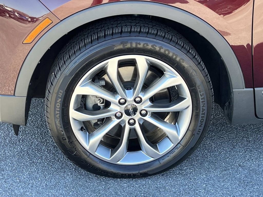 Used 2019 Lincoln MKC Select w/ Select Plus Package image 11