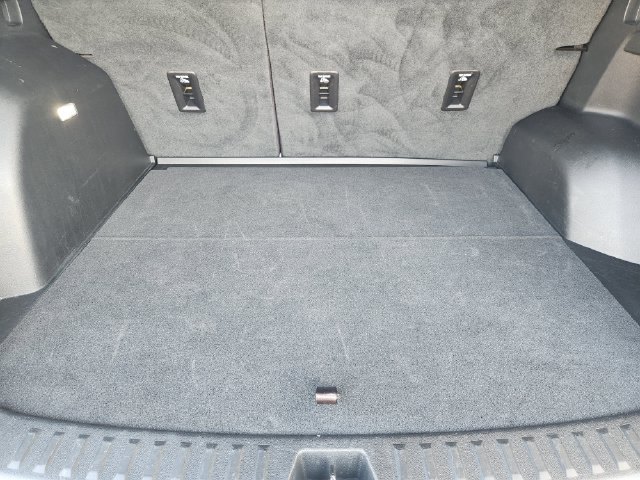 Used 2026 Chevrolet Equinox LT FWD image 32