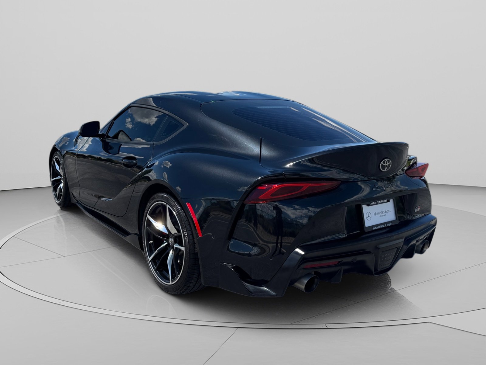 Used 2021 Toyota Supra Premium w/ Driver Assist Package RWD image 3