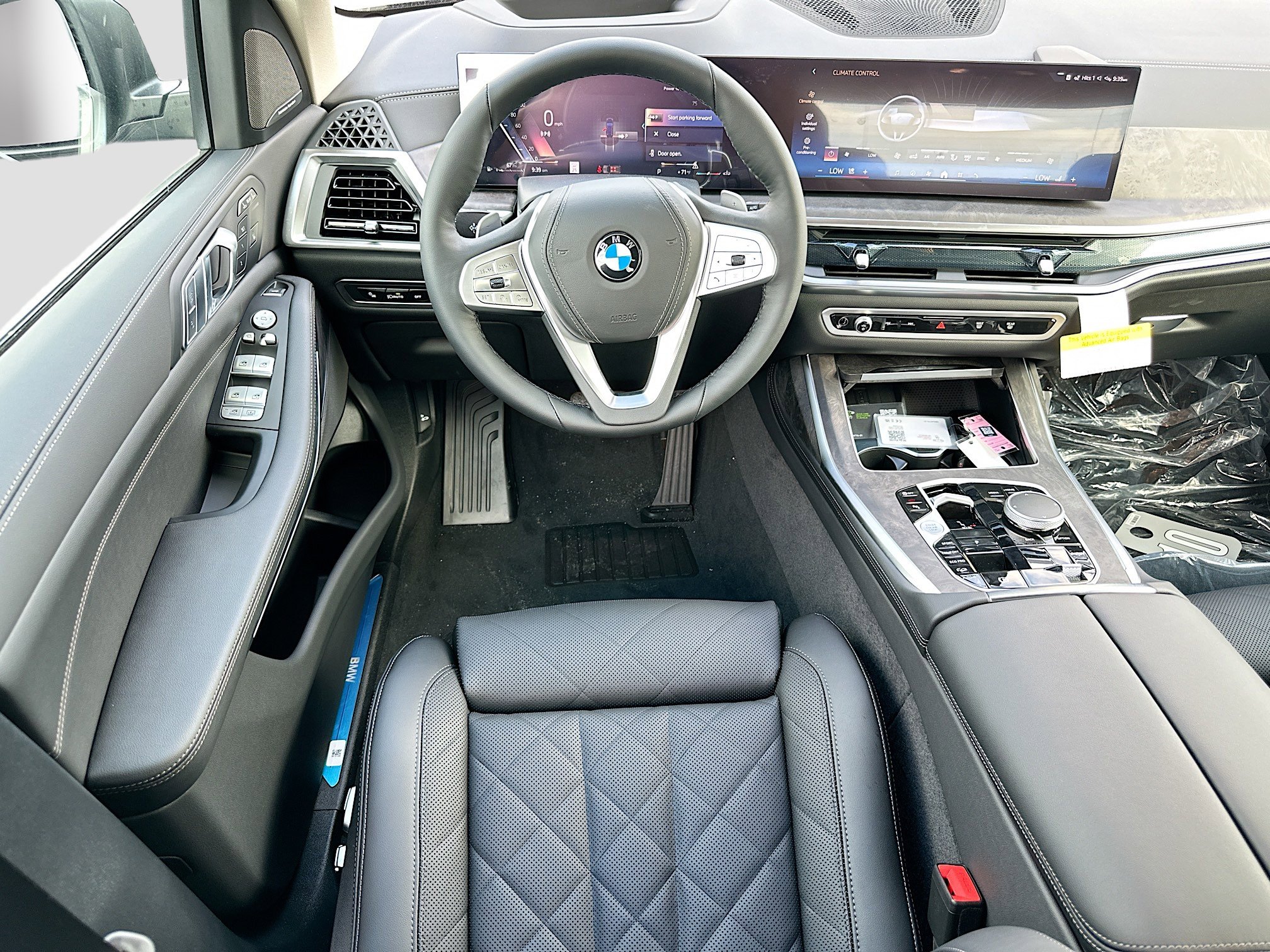 New 2026 BMW X7 xDrive40i w/ Premium Package image 17