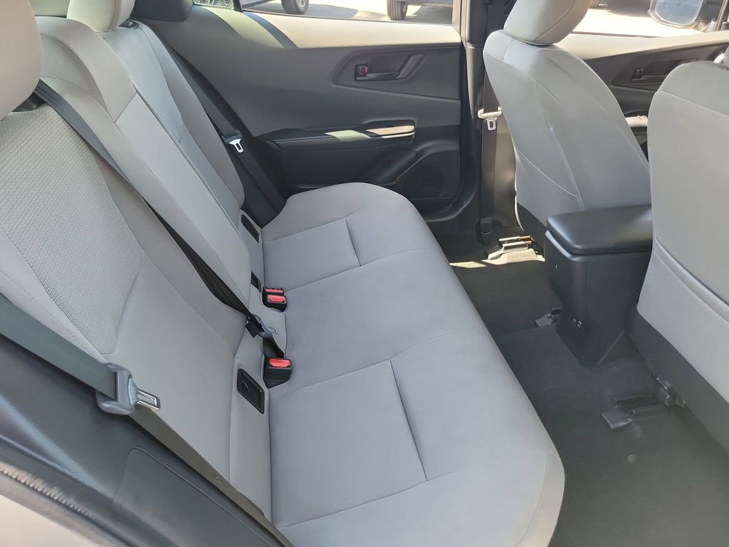 Used 2023 Toyota Prius LE image 19