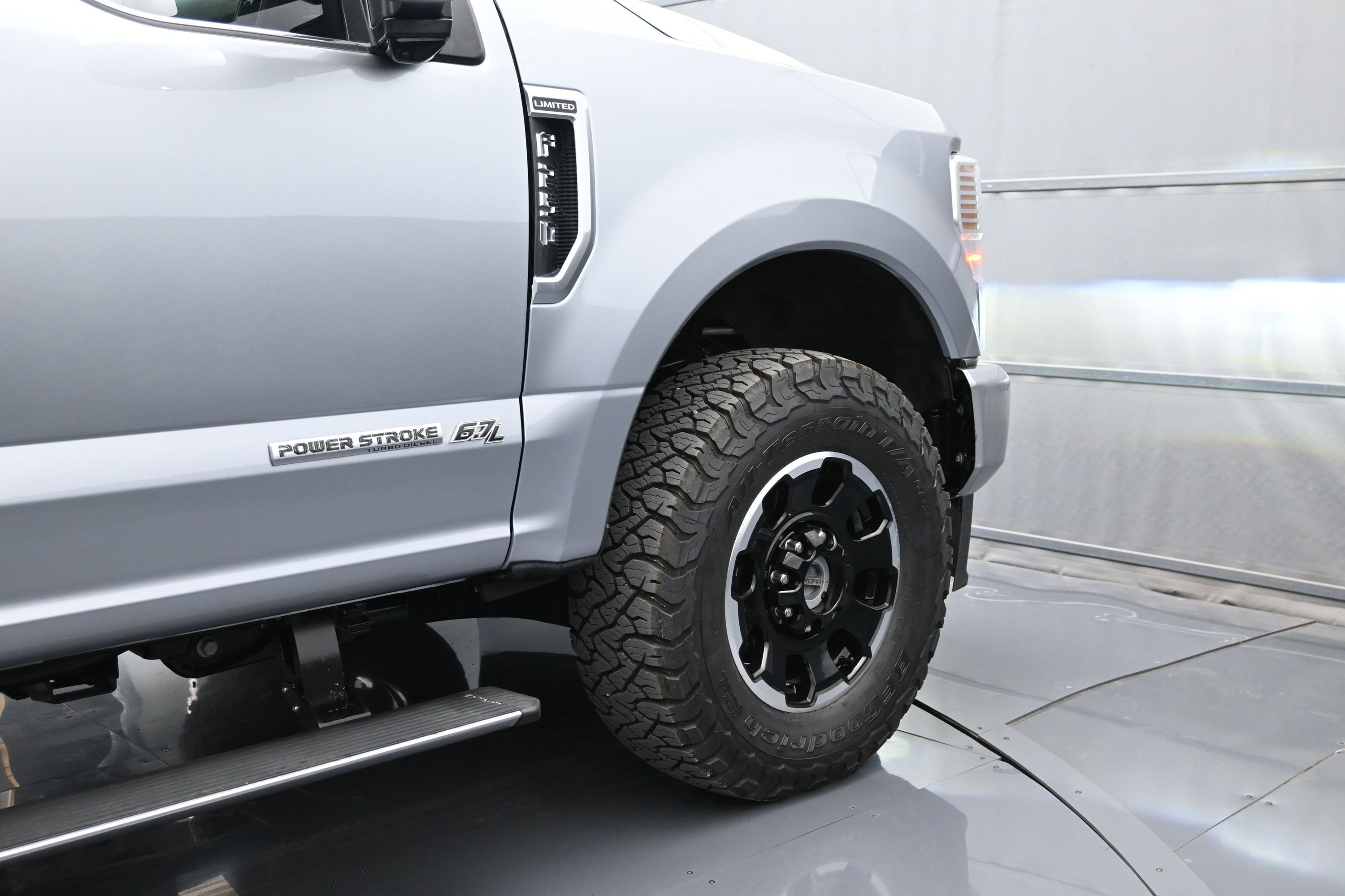 Used 2022 Ford F250 Limited w/ FX4 Off-Road Package AWD/4WD image 48