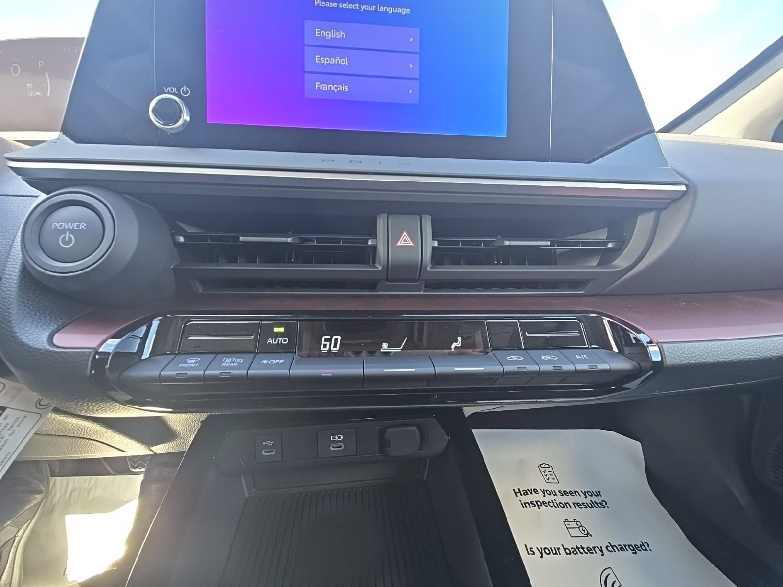 New 2025 Toyota Prius Plug-In Hybrid FWD image 16