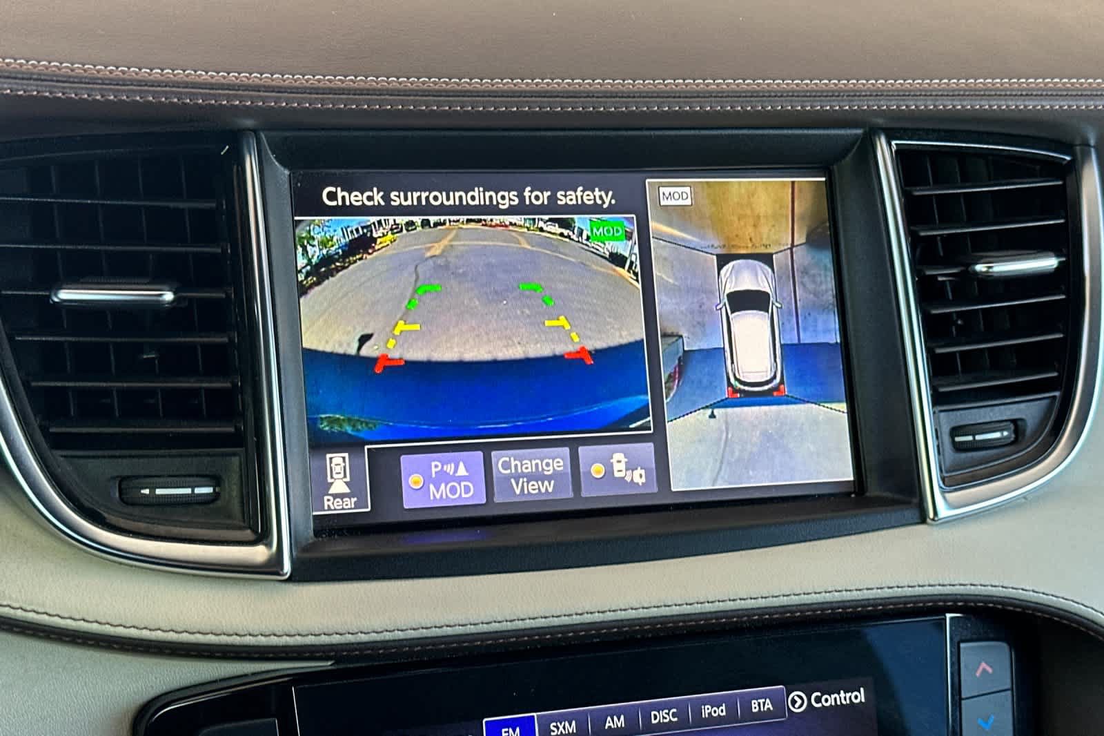 Used 2019 INFINITI QX50 Essential w/ Sensory Package AWD/4WD image 23