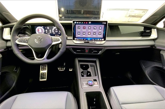 New 2026 Volkswagen Tiguan SE R-Line image 6