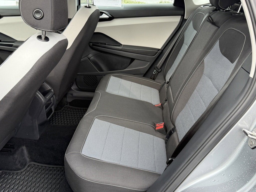 Used 2025 Volkswagen Taos S image 22