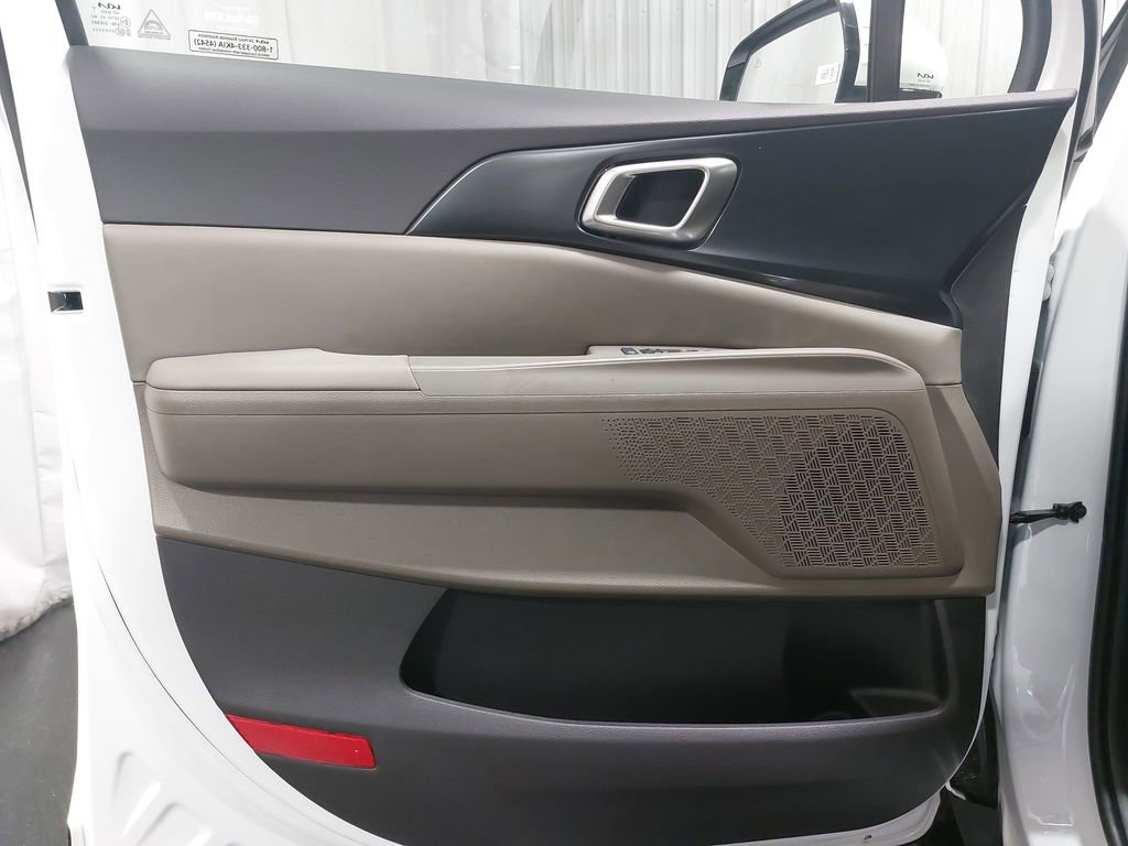 New 2026 Kia Carnival LXS image 29