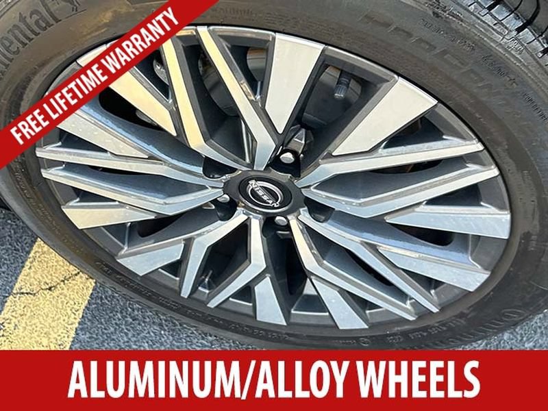 Used 2024 Nissan Altima 2.5 SV FWD image 7