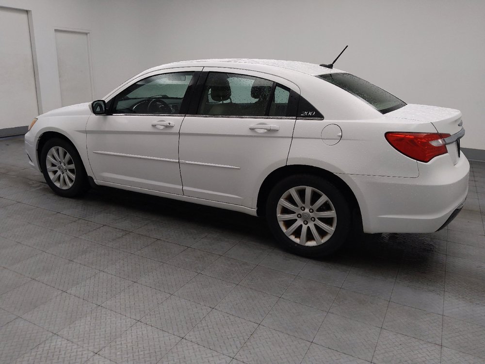 Used 2014 Chrysler 200 Touring FWD image 3