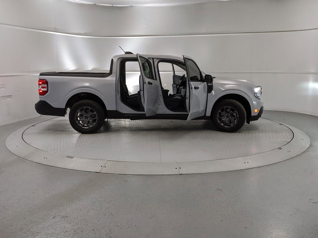 New 2025 Ford Maverick XLT w/ Equipment Group 302A image 8