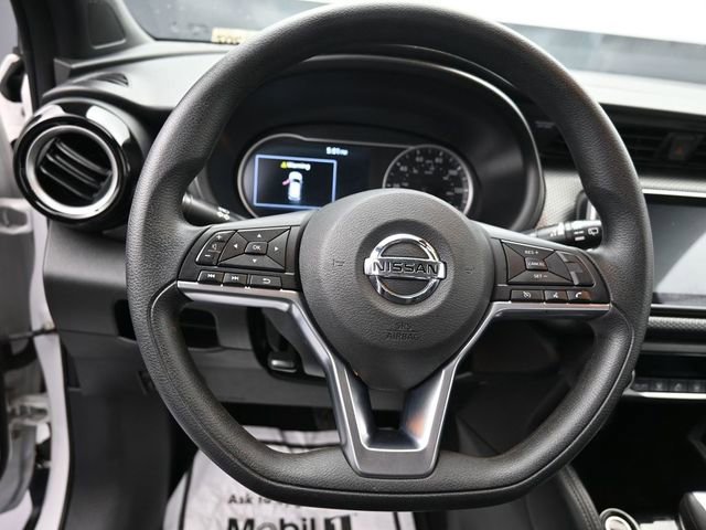 Used 2020 Nissan Kicks SV w/ Exterior Package image 38