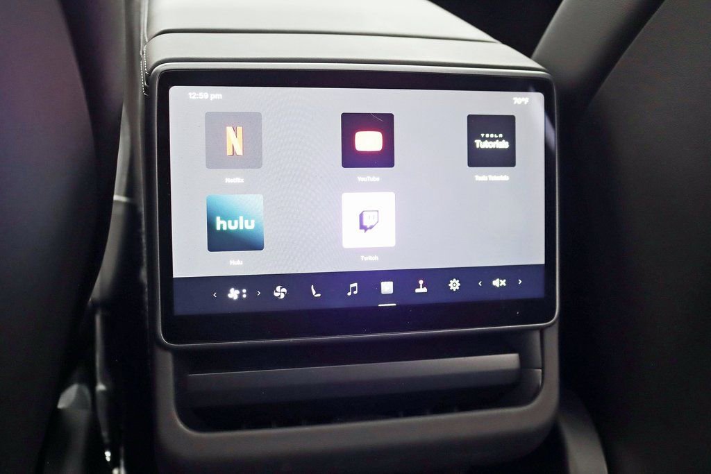 Used 2026 Tesla Model Y Long Range image 27