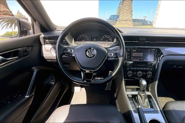 Used 2021 Volkswagen Passat 2.0T R-Line FWD image 5