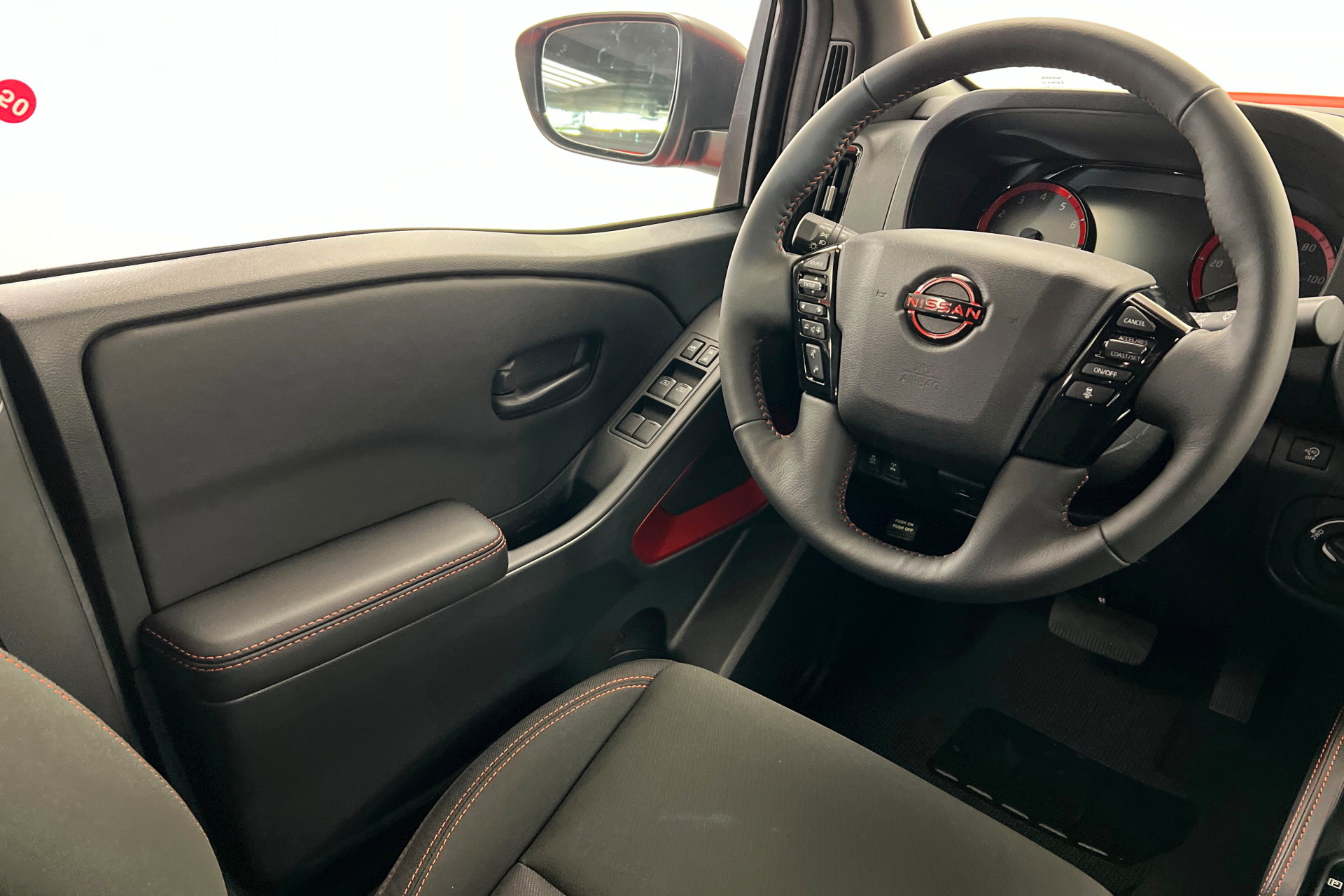 New 2026 Nissan Frontier PRO-4X w/ Pro-4x Convenience Package image 11