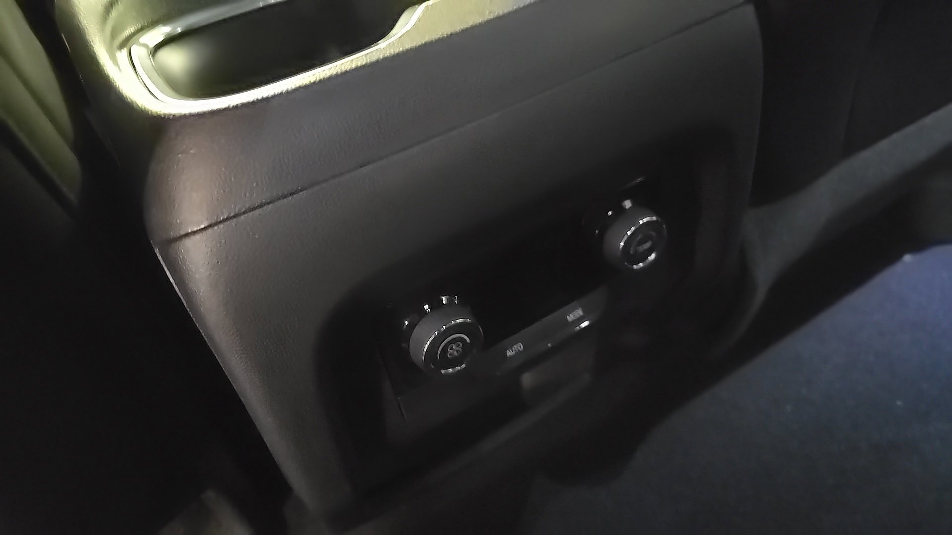 New 2026 Chevrolet Traverse Z71 w/ Driver Confidence Package image 16