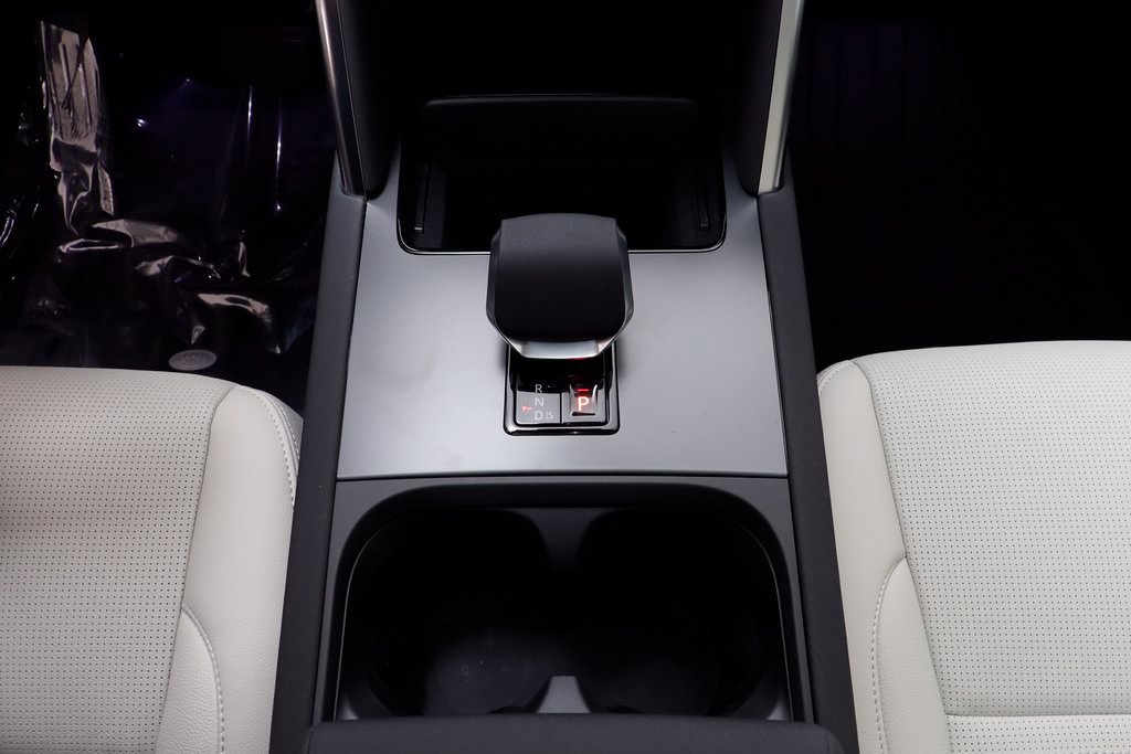 New 2025 Land Rover Discovery Sport S AWD/4WD image 14