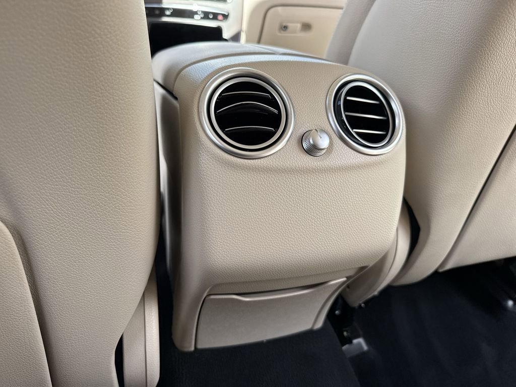 Used 2021 Mercedes-Benz GLC 300 image 37