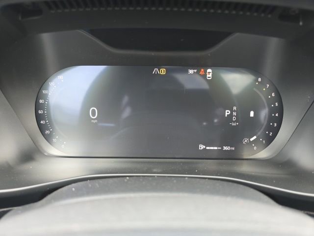 New 2026 Volvo XC40 B5 Core w/ Climate Package AWD/4WD image 29