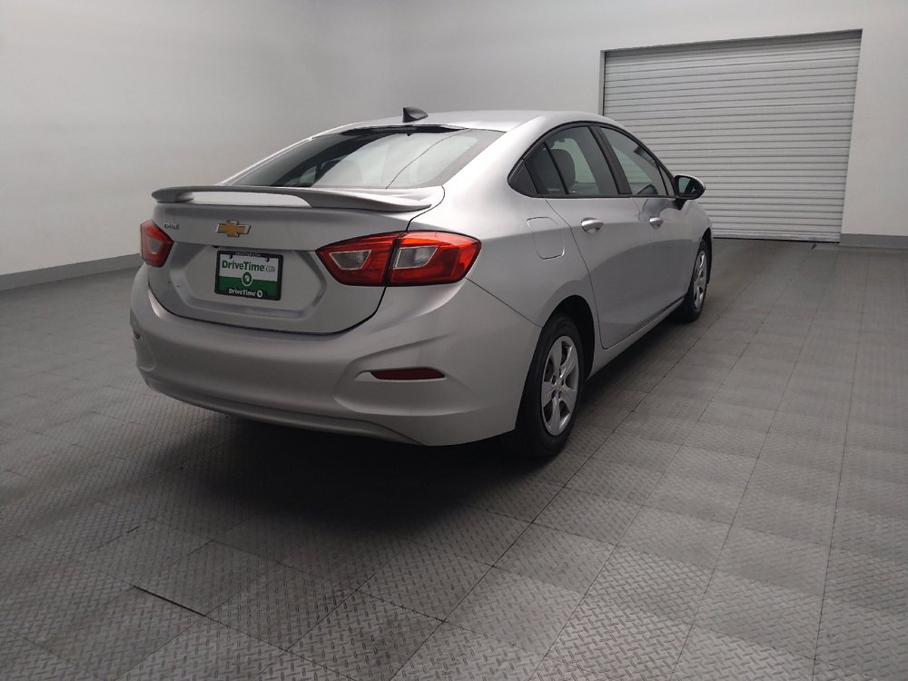 Used 2018 Chevrolet Cruze LS FWD image 9