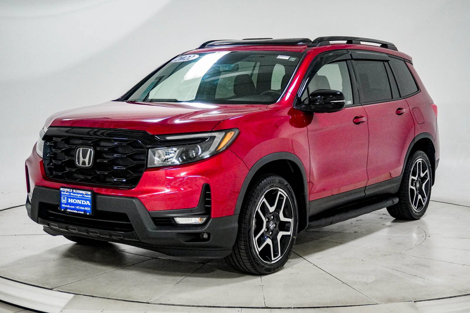 Used 2022 Honda Passport Elite image 3