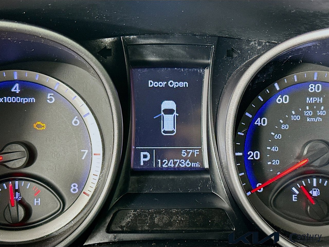 Used 2016 Hyundai Santa Fe SE image 12