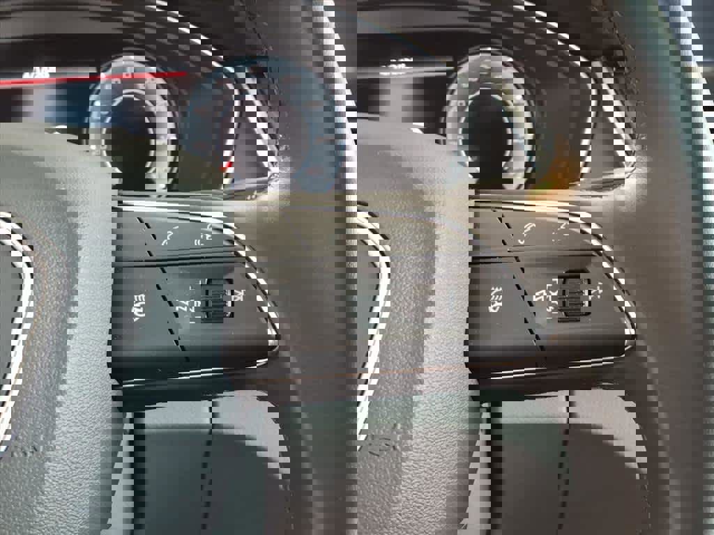 Used 2025 Audi Q5 2.0T Premium image 16