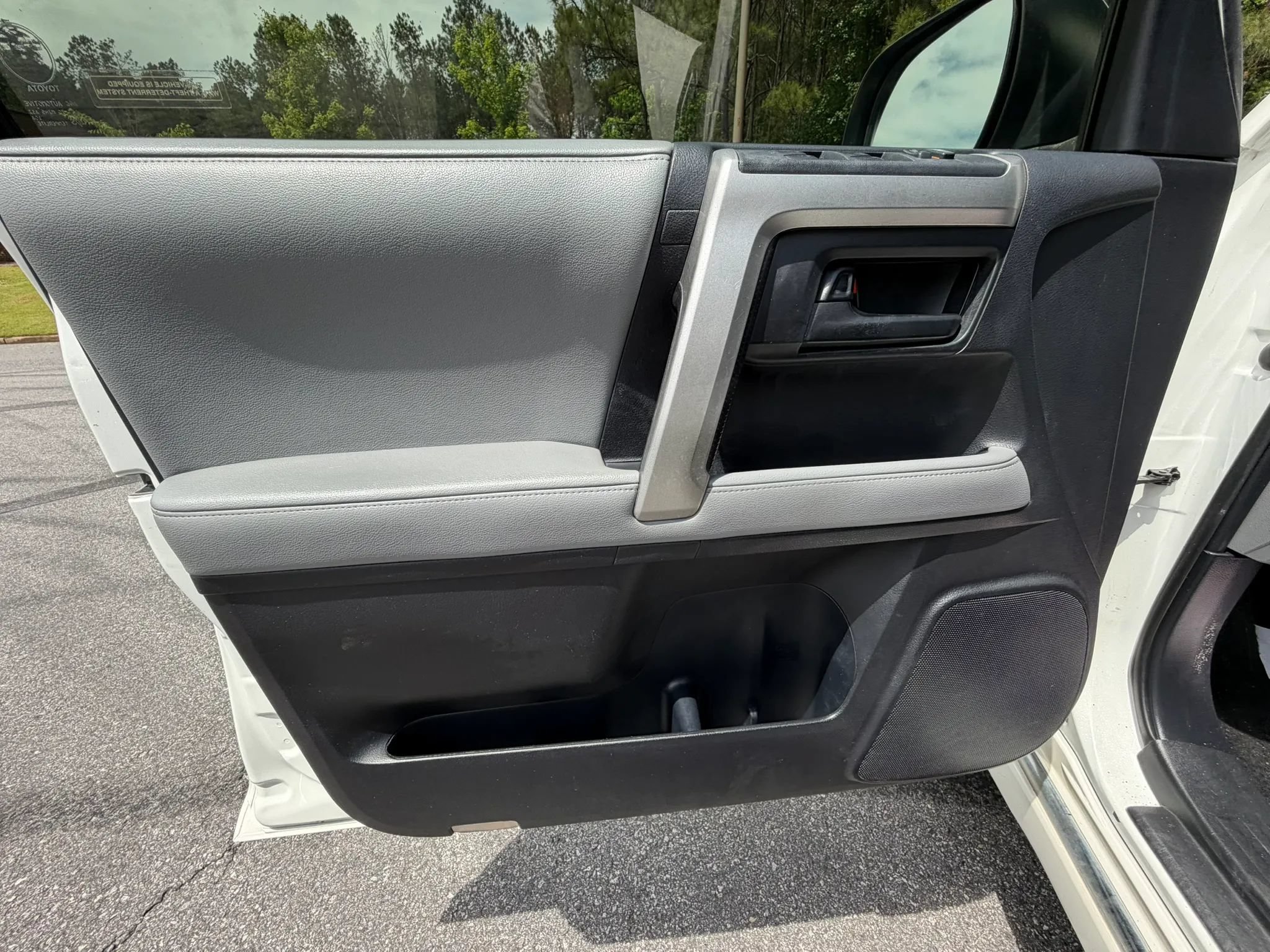 Used 2013 Toyota 4Runner SR5 w/ Premium Pkg RWD image 14