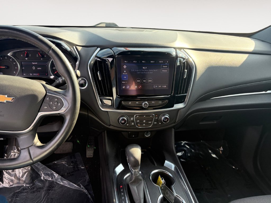 Used 2023 Chevrolet Traverse LT AWD/4WD image 11