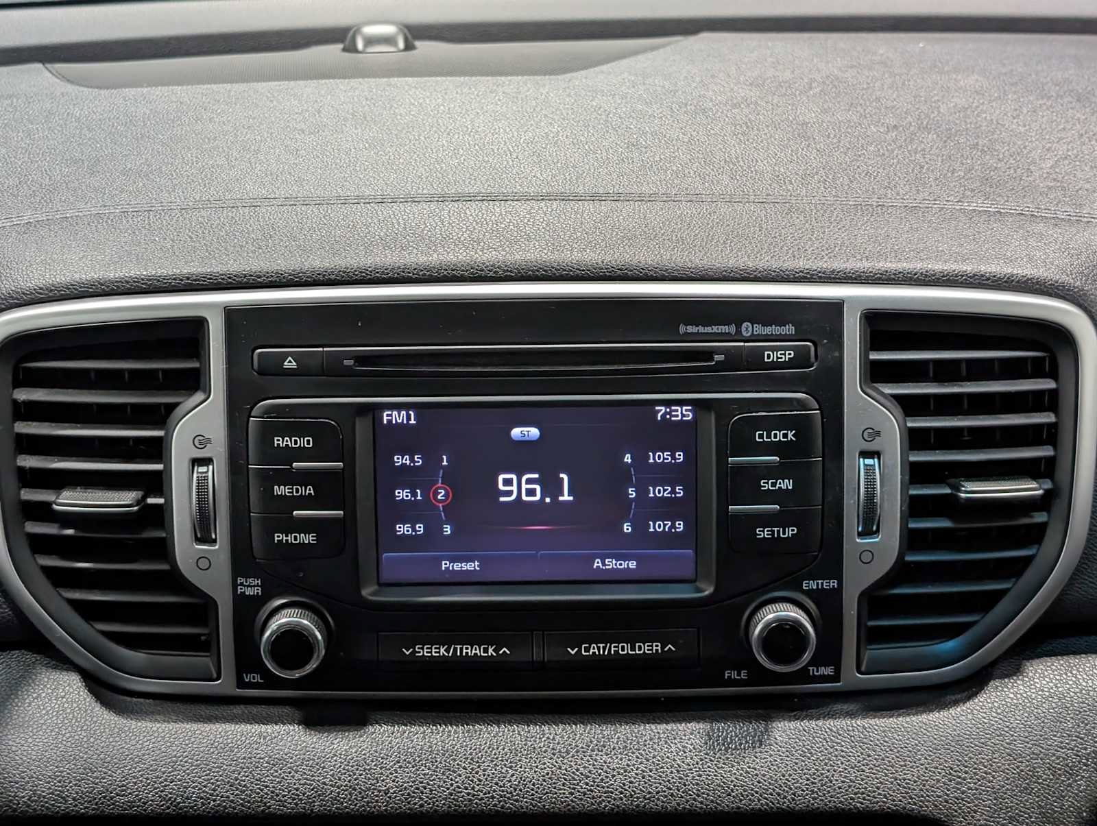 Used 2018 Kia Sportage LX FWD image 18