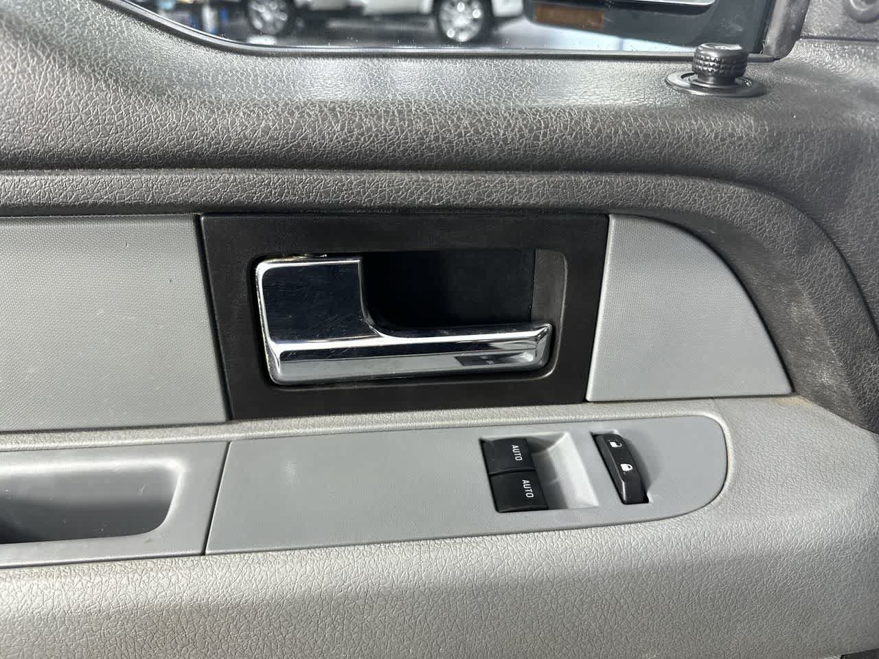 Used 2014 Ford F150 XLT w/ Equipment Group 301A Mid AWD/4WD image 11