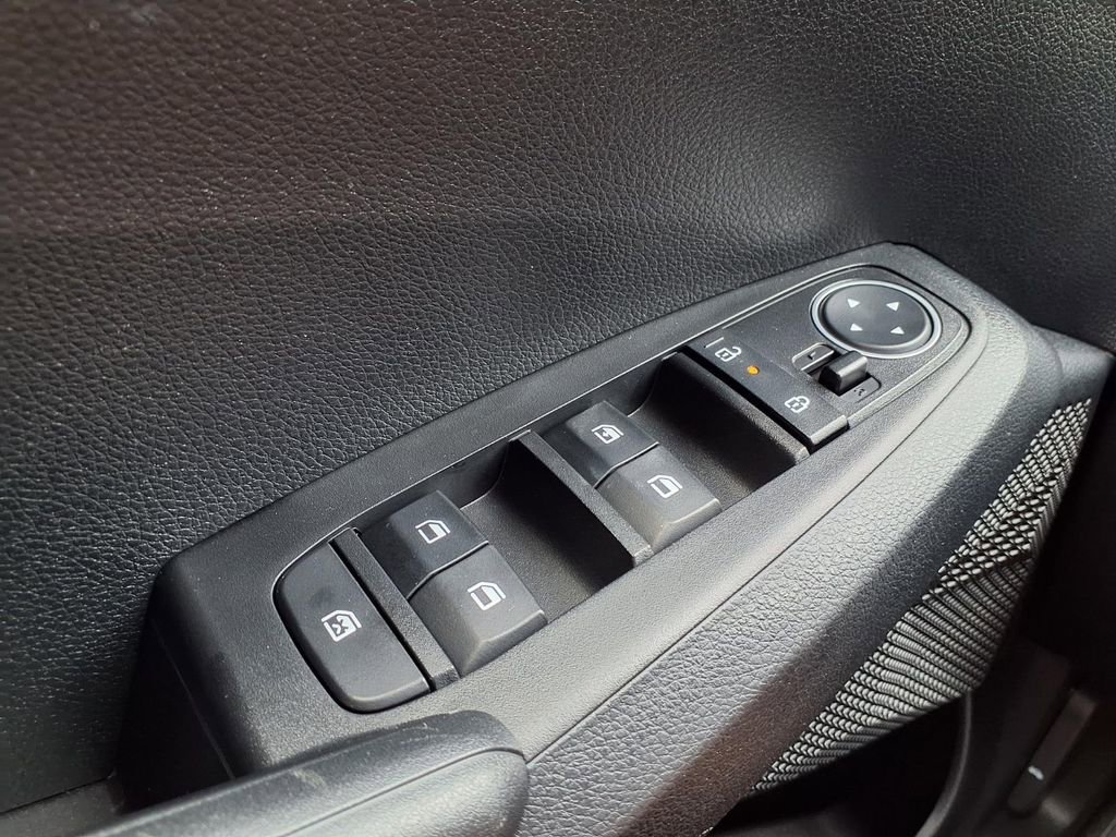 Used 2026 Kia Seltos LX AWD/4WD image 19