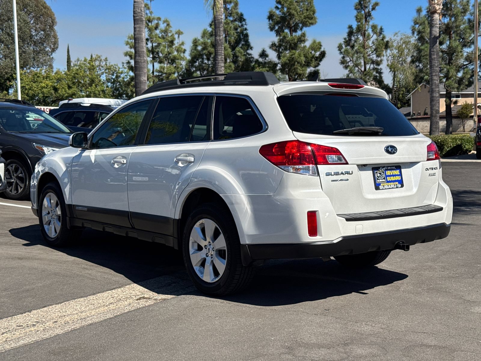 Used 2012 Subaru Outback 2.5i Limited AWD/4WD image 7
