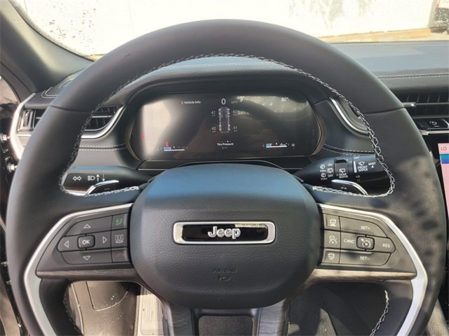 New 2025 Jeep Grand Cherokee Limited image 27