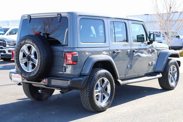 Used 2018 Jeep Wrangler Unlimited Sahara w/ Dual Top Group AWD/4WD image 6