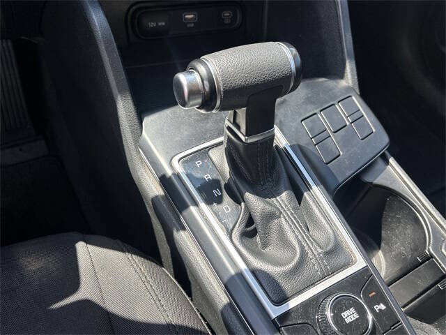 Used 2023 Kia Sportage LX image 15