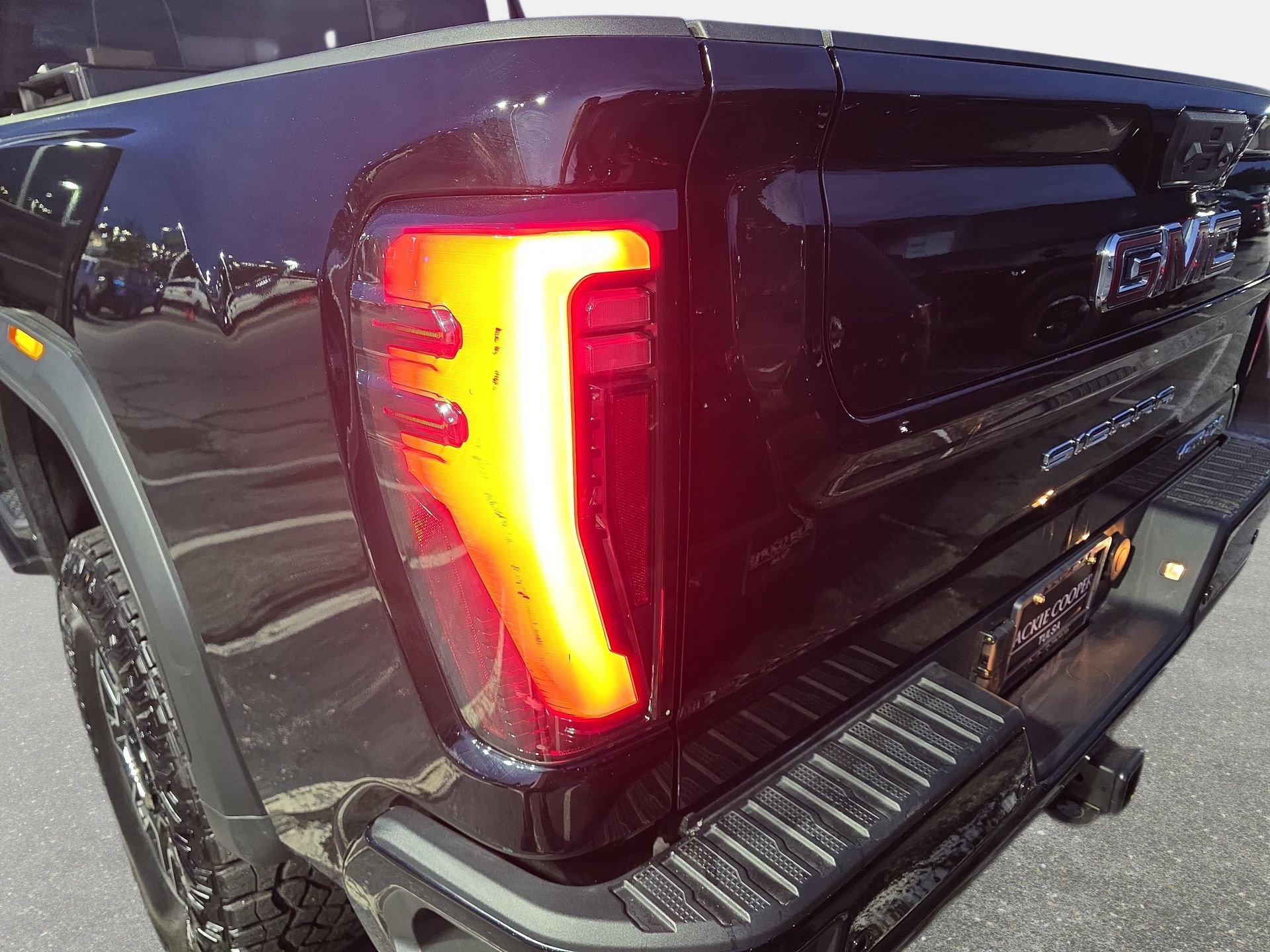 Used 2026 GMC Sierra 2500 AT4X AWD/4WD image 32