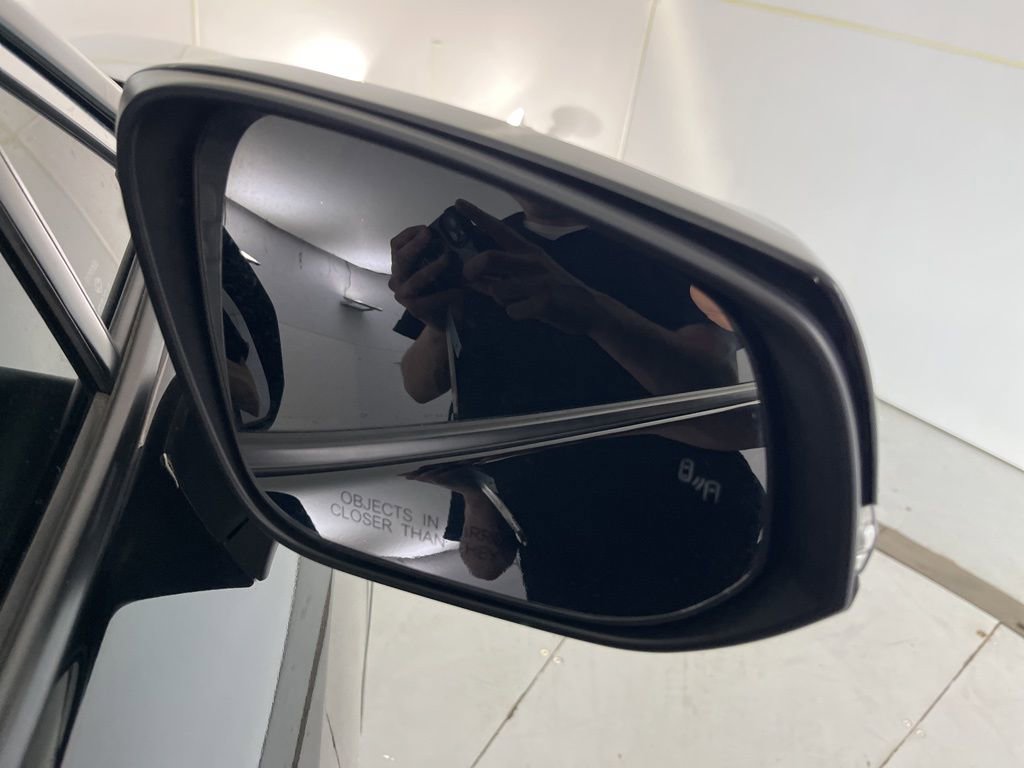 Used 2021 Toyota RAV4 XLE image 50