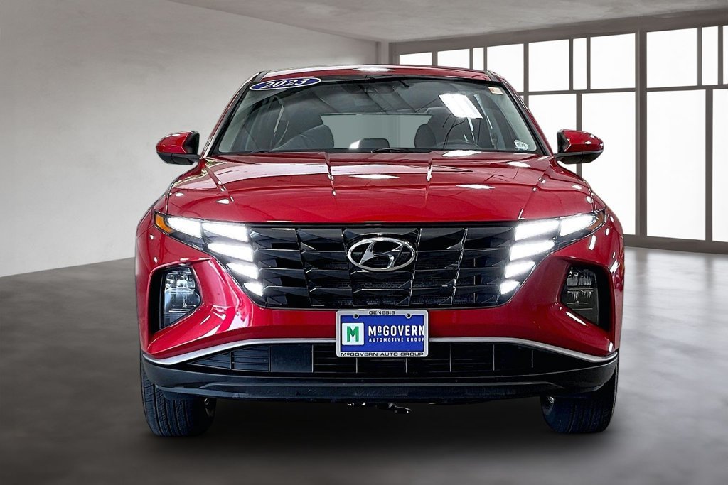 Used 2023 Hyundai Tucson SE AWD/4WD image 2