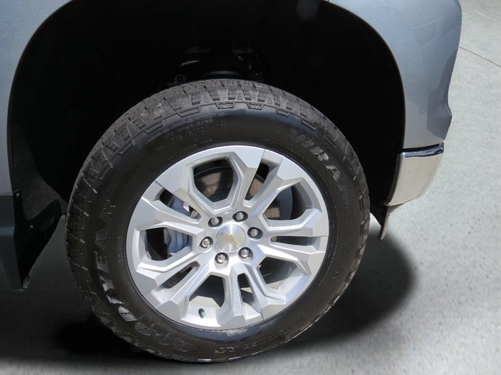 Certified 2023 Chevrolet Silverado 1500 LTZ AWD/4WD image 14