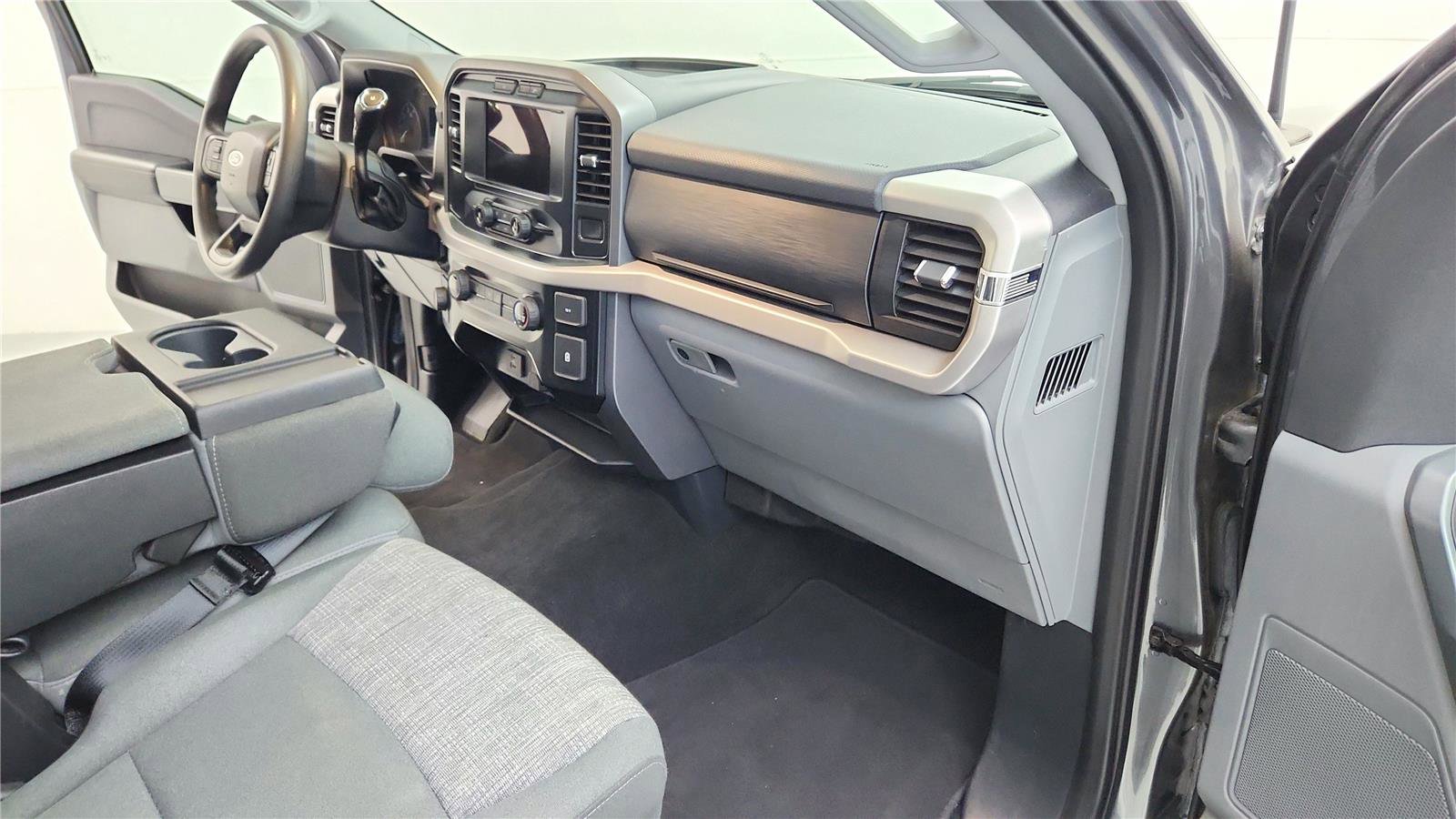 Used 2023 Ford F150 XLT image 38