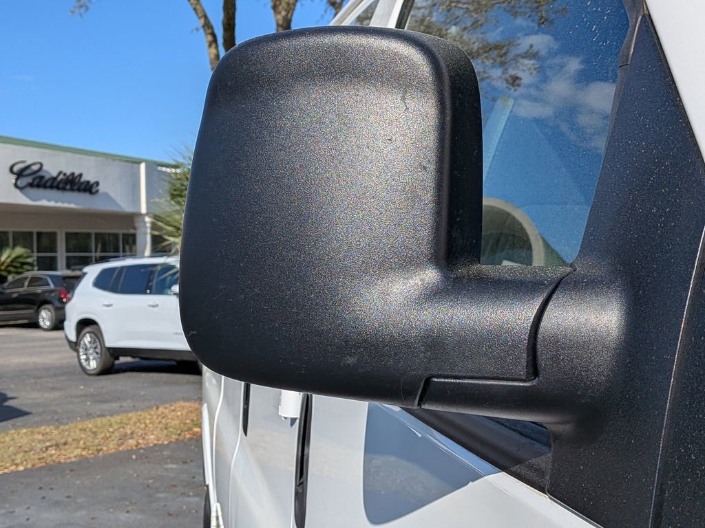 Used 2024 GMC Savana 2500 w/ Driver Convenience Package image 10