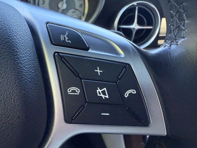 Used 2016 Mercedes-Benz SLK 300 image 9