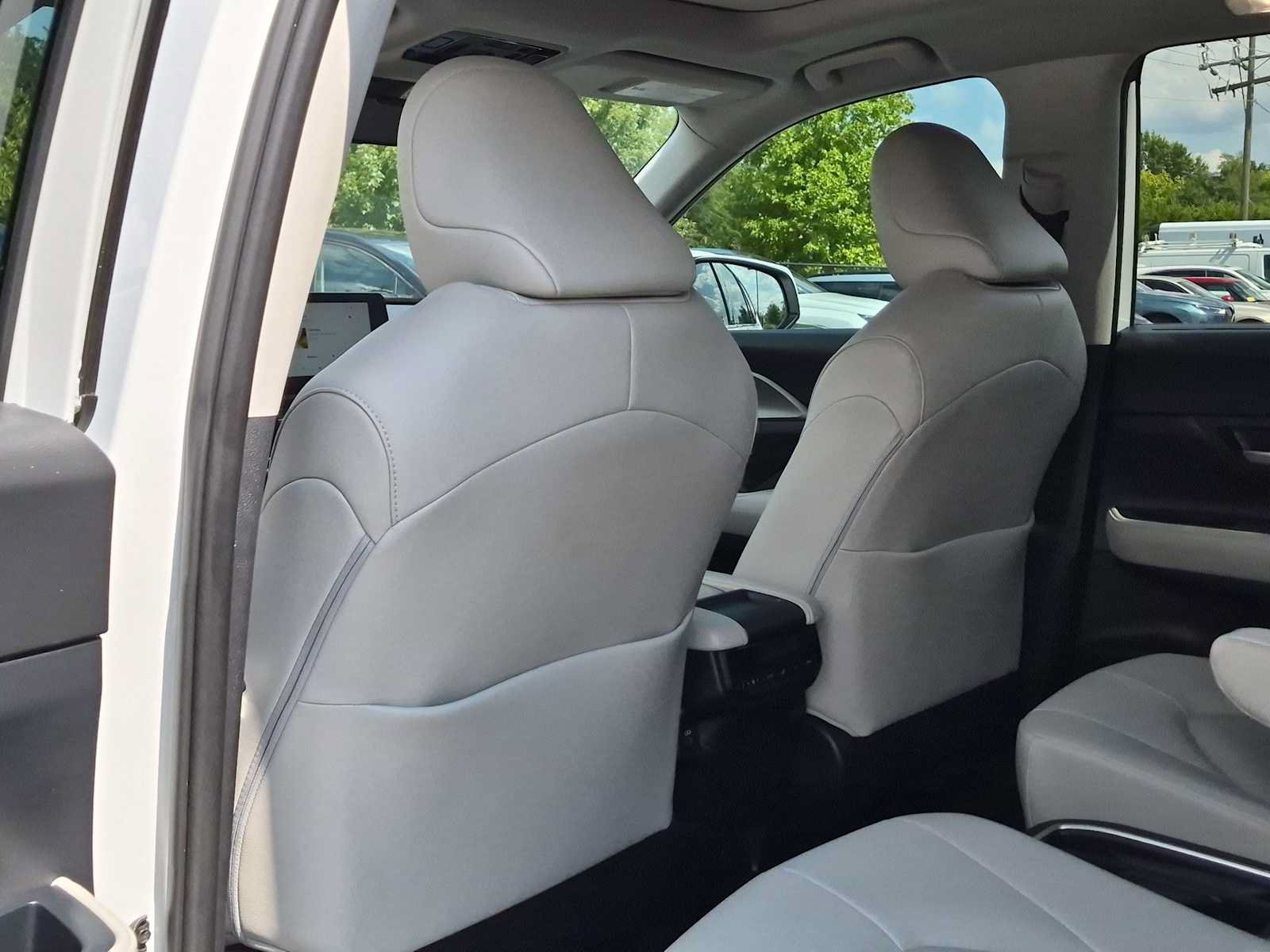 Used 2025 Toyota Grand Highlander AWD image 19