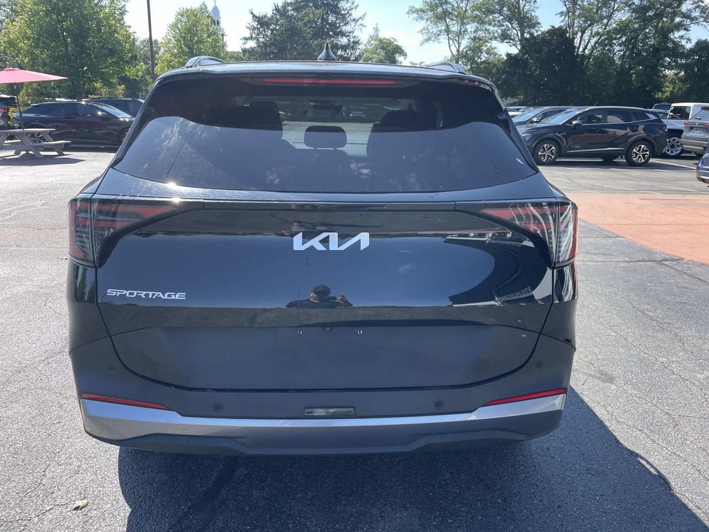 Used 2026 Kia Sportage EX w/ EX Panorama Roof Package FWD image 4