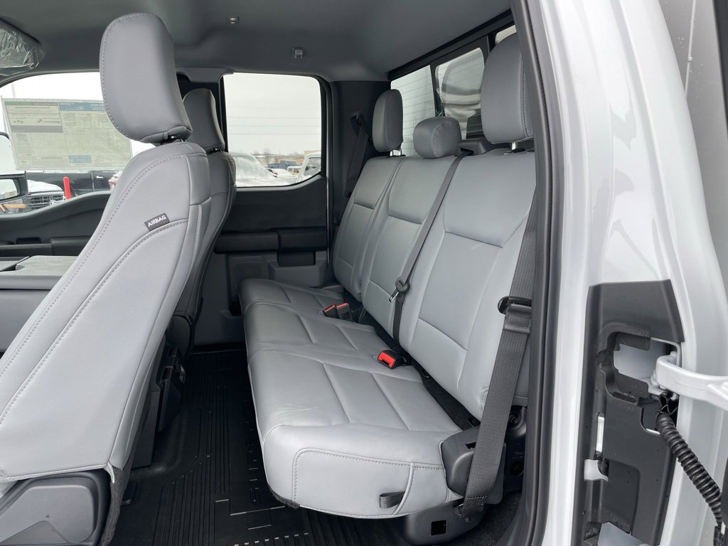 New 2026 Ford F350 XL w/ XL Chrome Package image 9